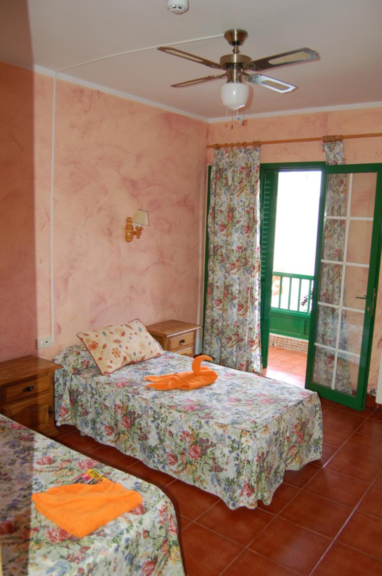 Hotel El Sombrerito 2*